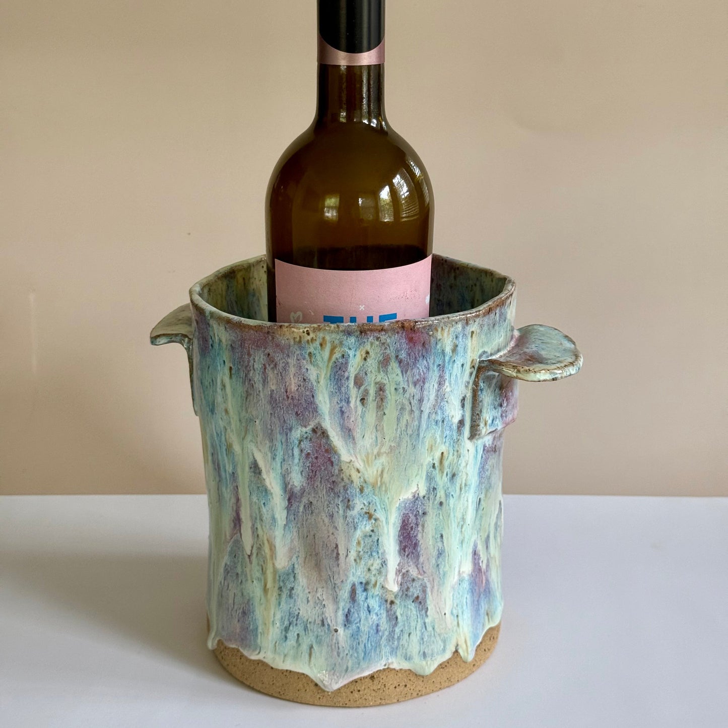 Candy Cloud Wine Chiller